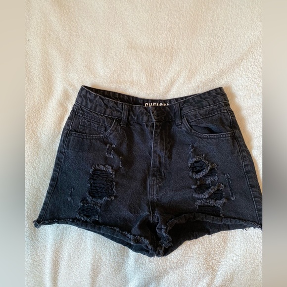Chelsea Vintage Ultra High Waisted Shorts Black Ripped Jean - Size 7 Women’s - Picture 4 of 4